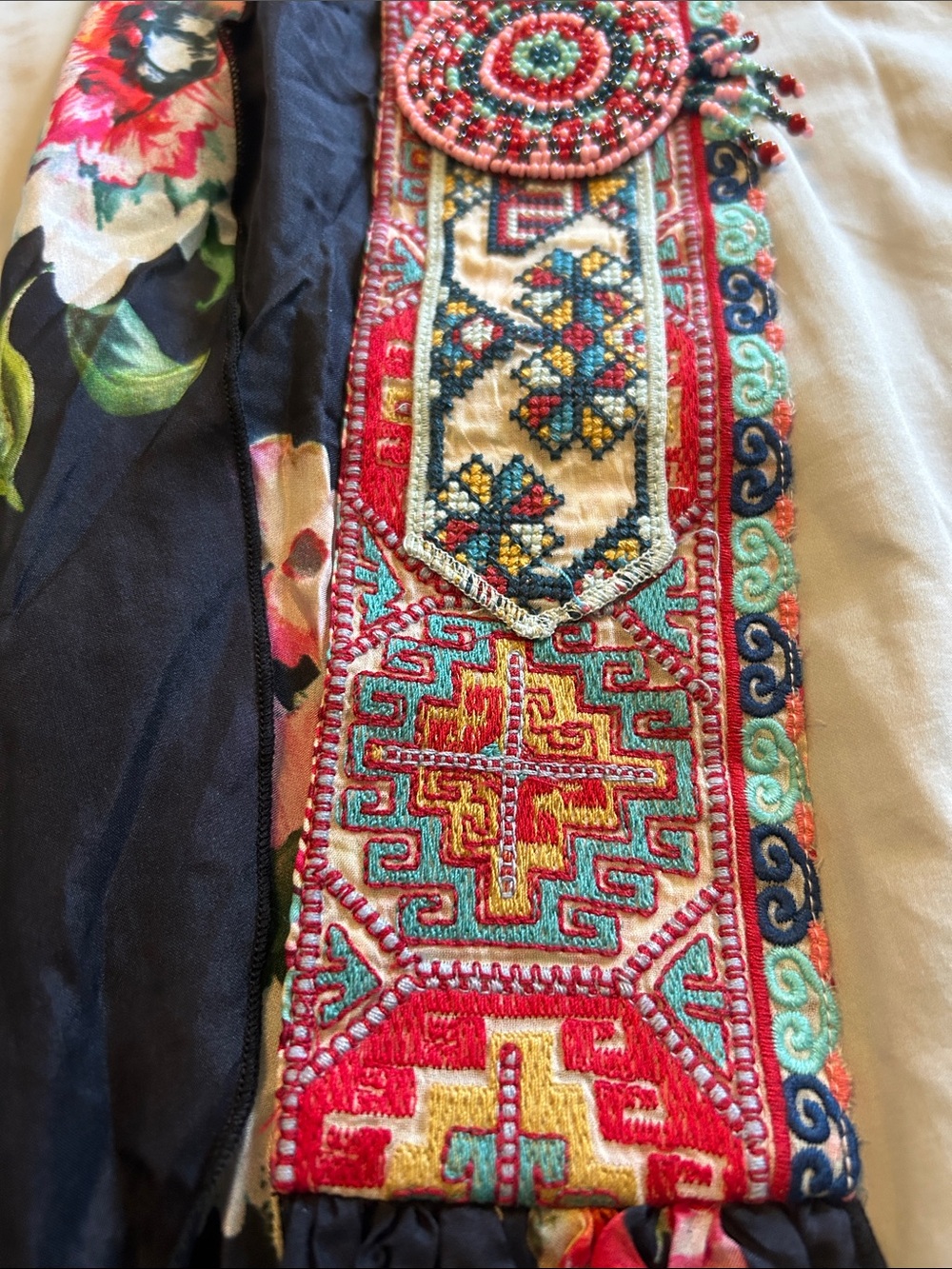 Johnny Was Silk Beaded Embroidered Floral Scarf Belt with Red Tassels - Picture 8 of 9